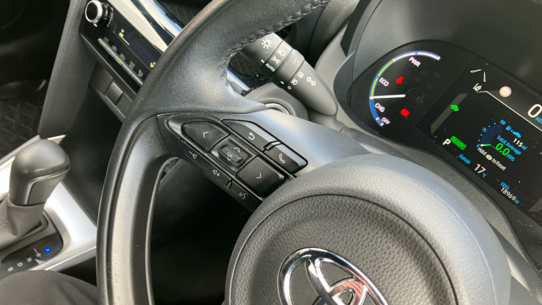 Toyota Yaris Cross 1.5 Hybrid Design 5dr CVT Hybrid Estate